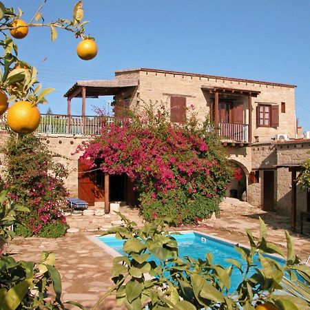 Myrto House Aparthotel Tochni Exterior photo